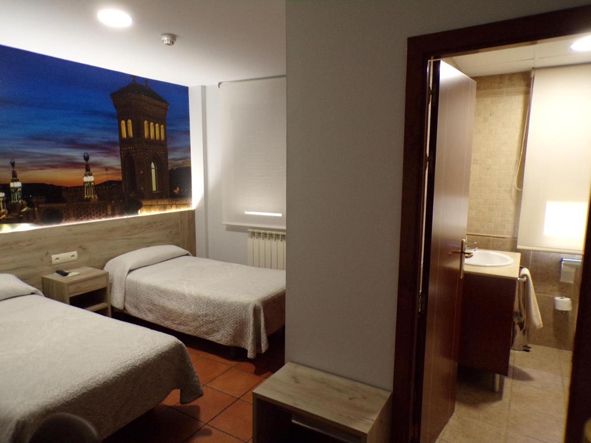 Hostal Serruchi テルエル エクステリア 写真