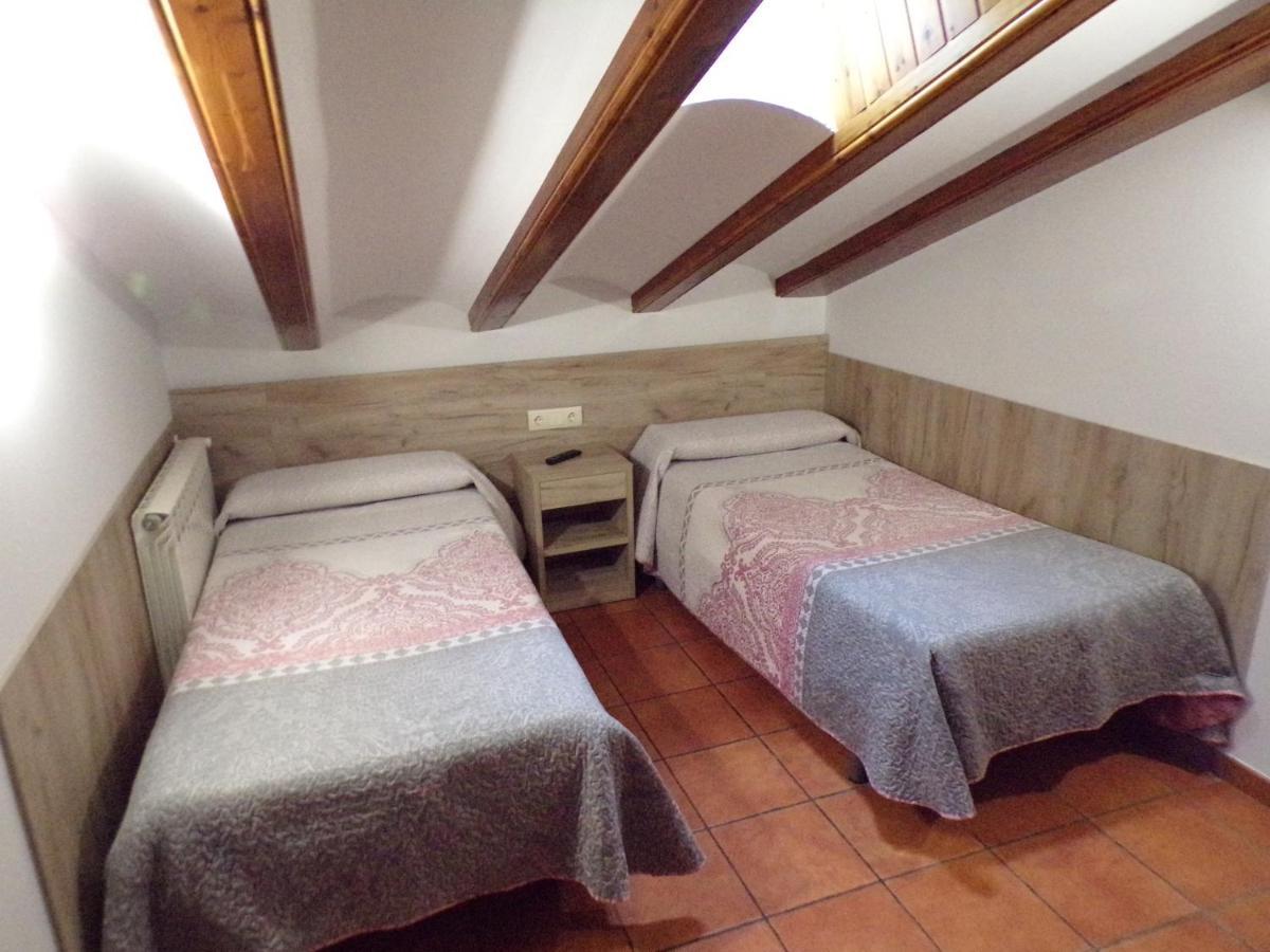 Hostal Serruchi テルエル エクステリア 写真