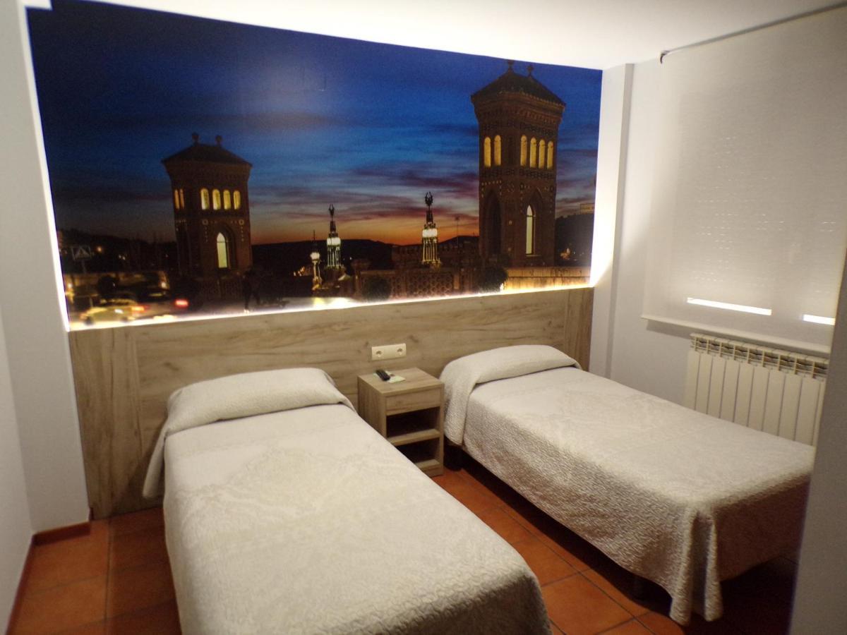 Hostal Serruchi テルエル エクステリア 写真