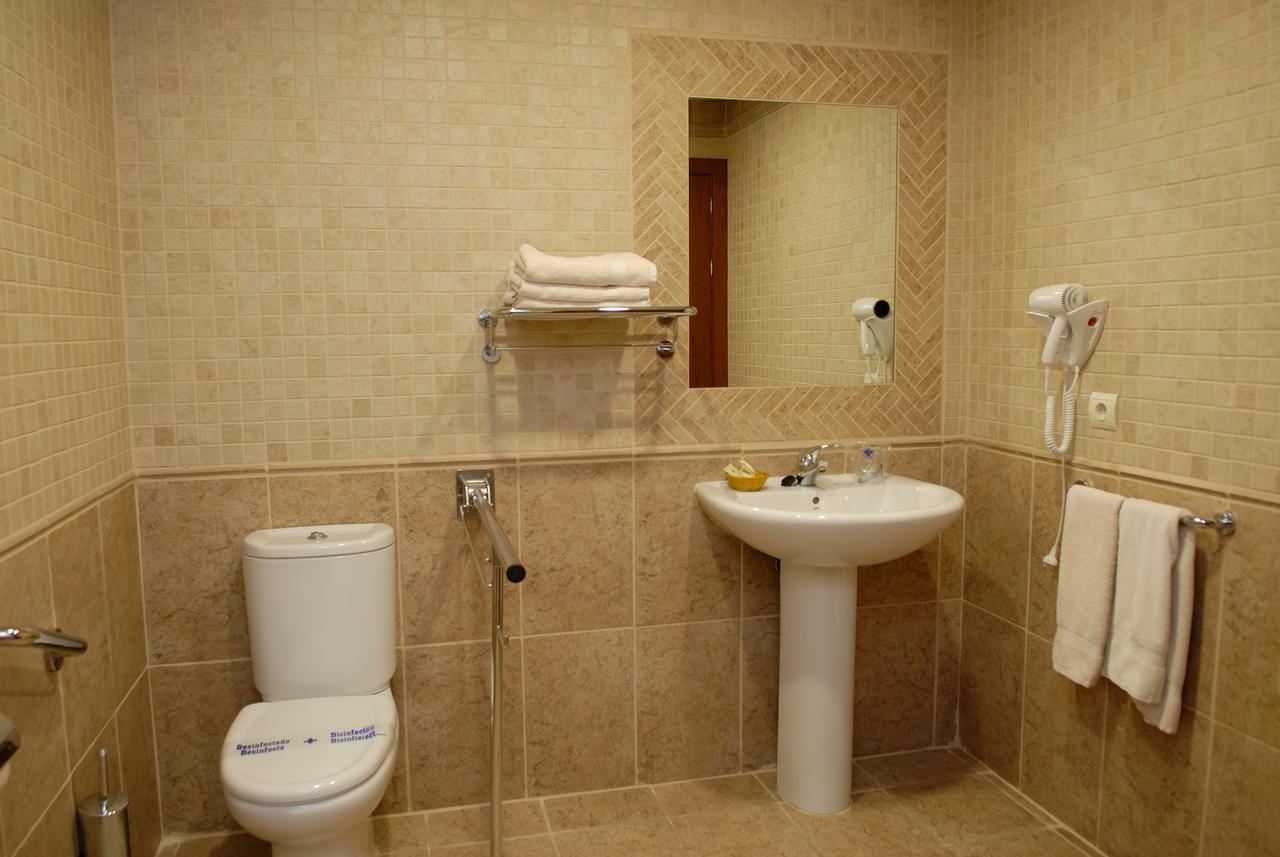 Hostal Serruchi テルエル エクステリア 写真